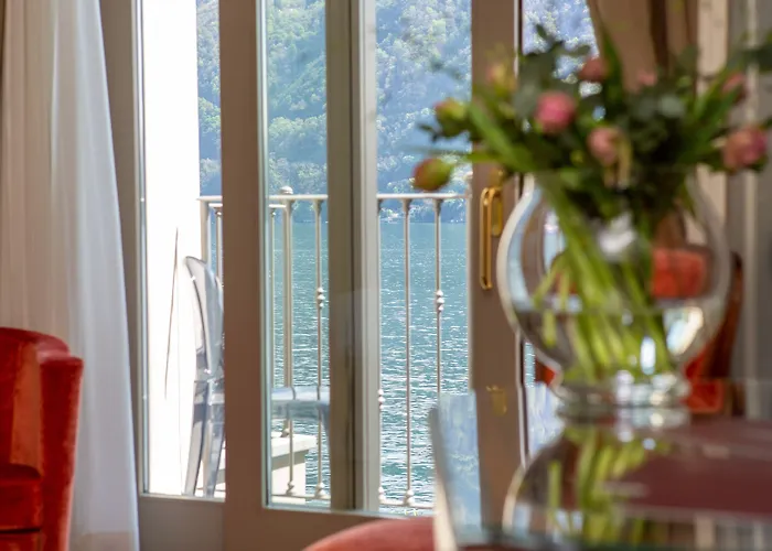 מלון Flori קומו