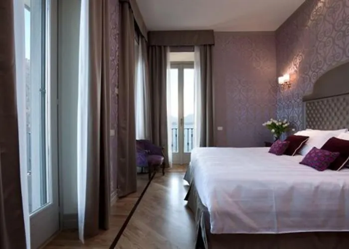 Hotel Flori 4*
